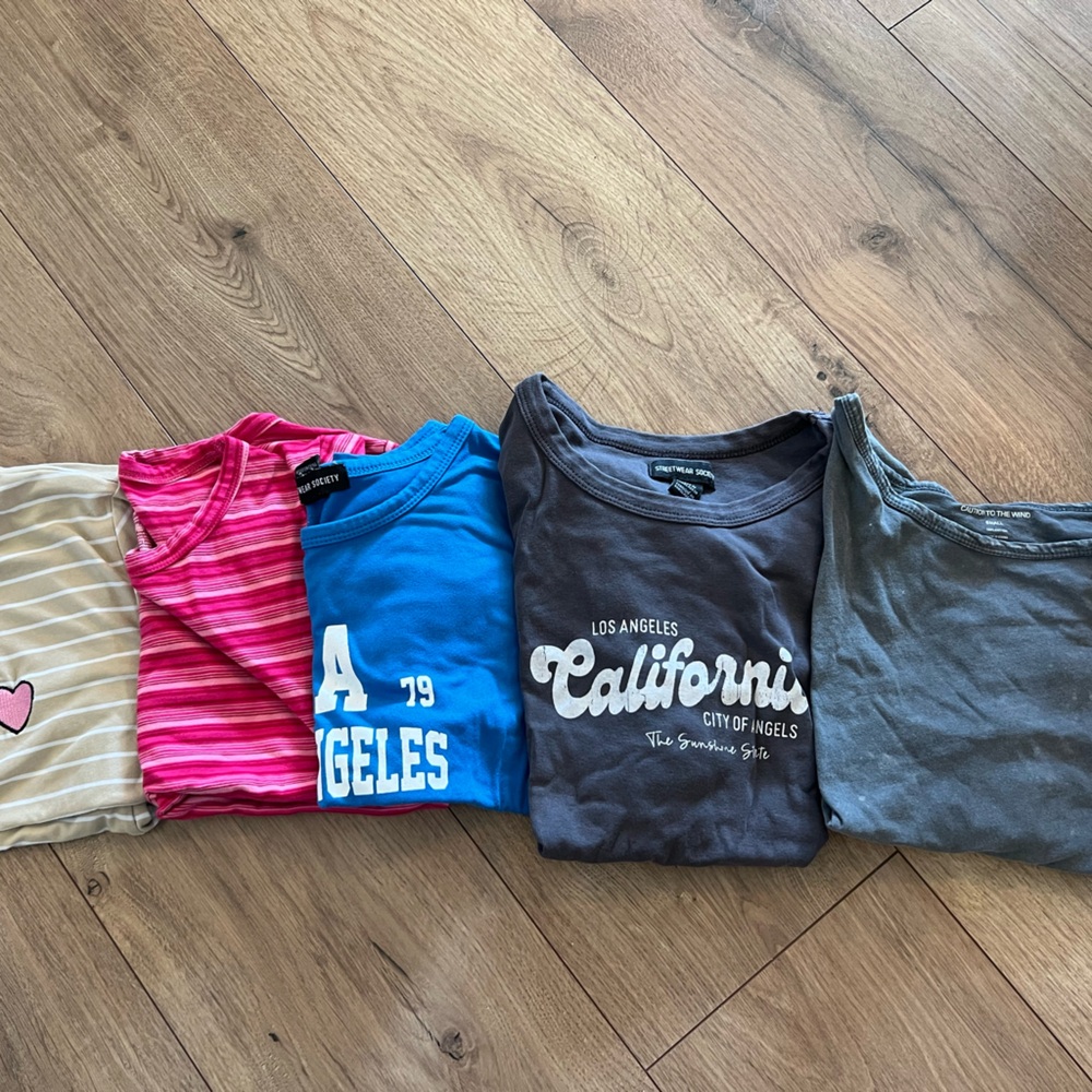 Cute t-shirt lot